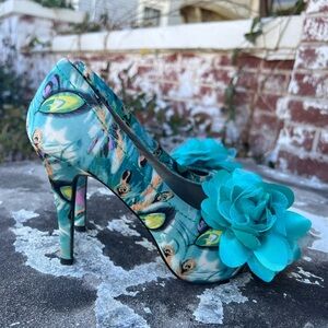 Dolce By Mojo Moxy Peacock Stilettos Vibrant Print Sz 7.5 Teal Flower Appliqué